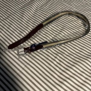 NWT Men’s Vineyard Vines canvas belt. Size 38